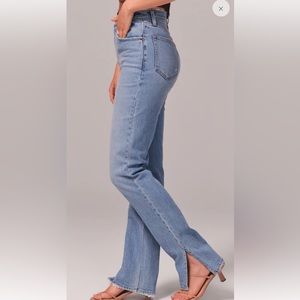 Abercrombie Ultra High Rise 90s Straight Jean Size 31
